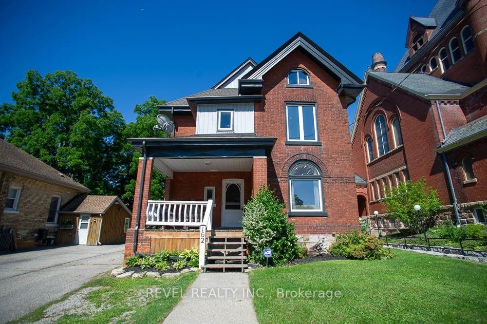 162 Grand River Street photo 2