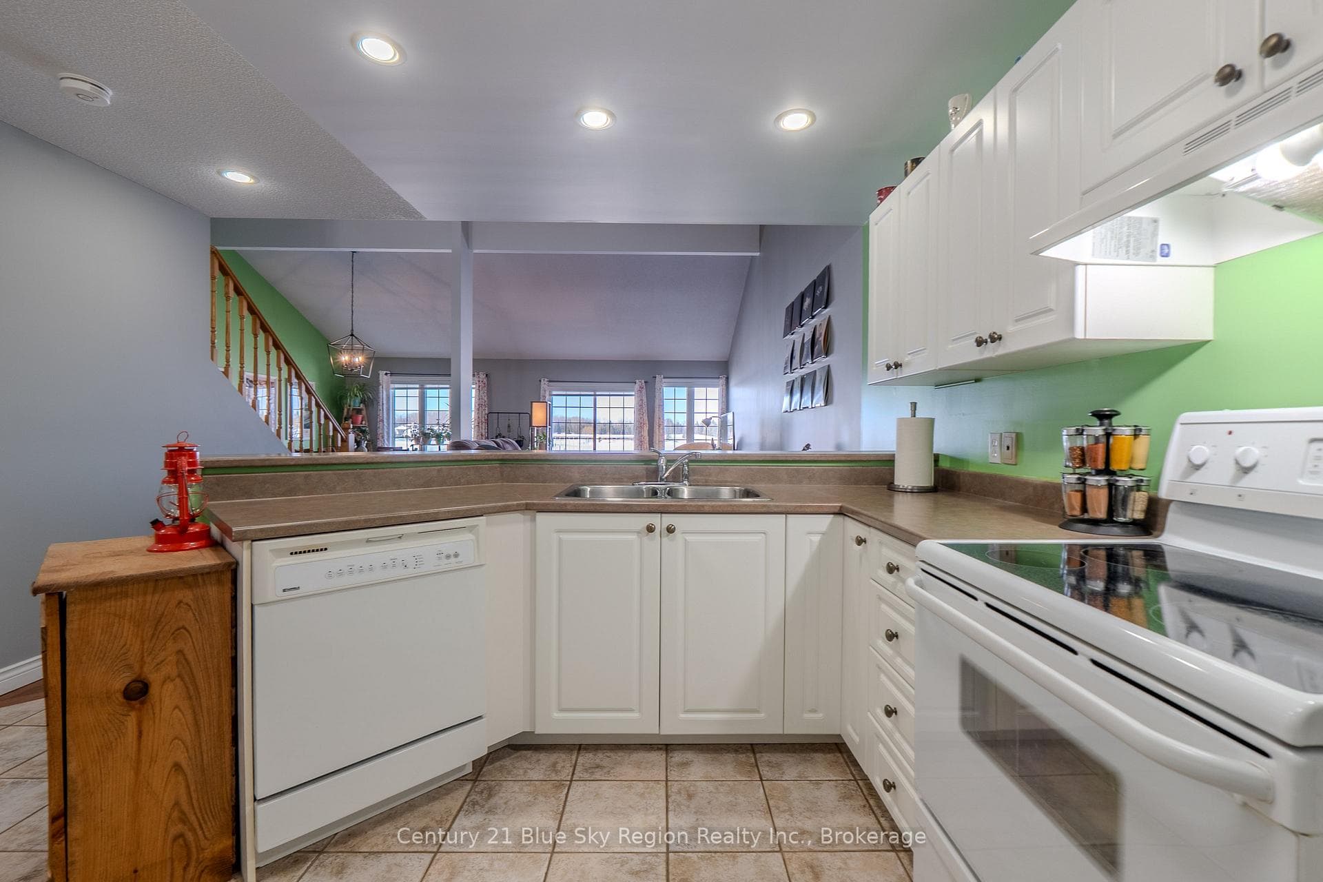 87 Fairway Drive photo 22