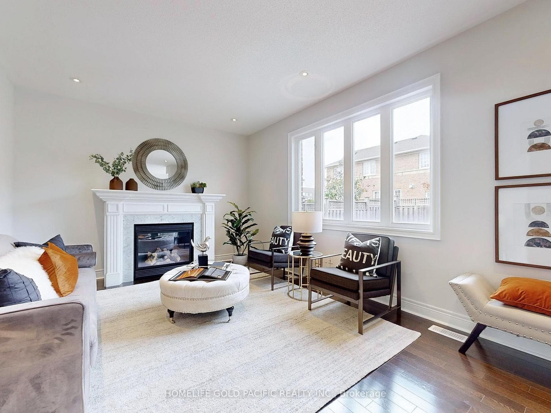 66 Prince Of Wales Drive photo 7