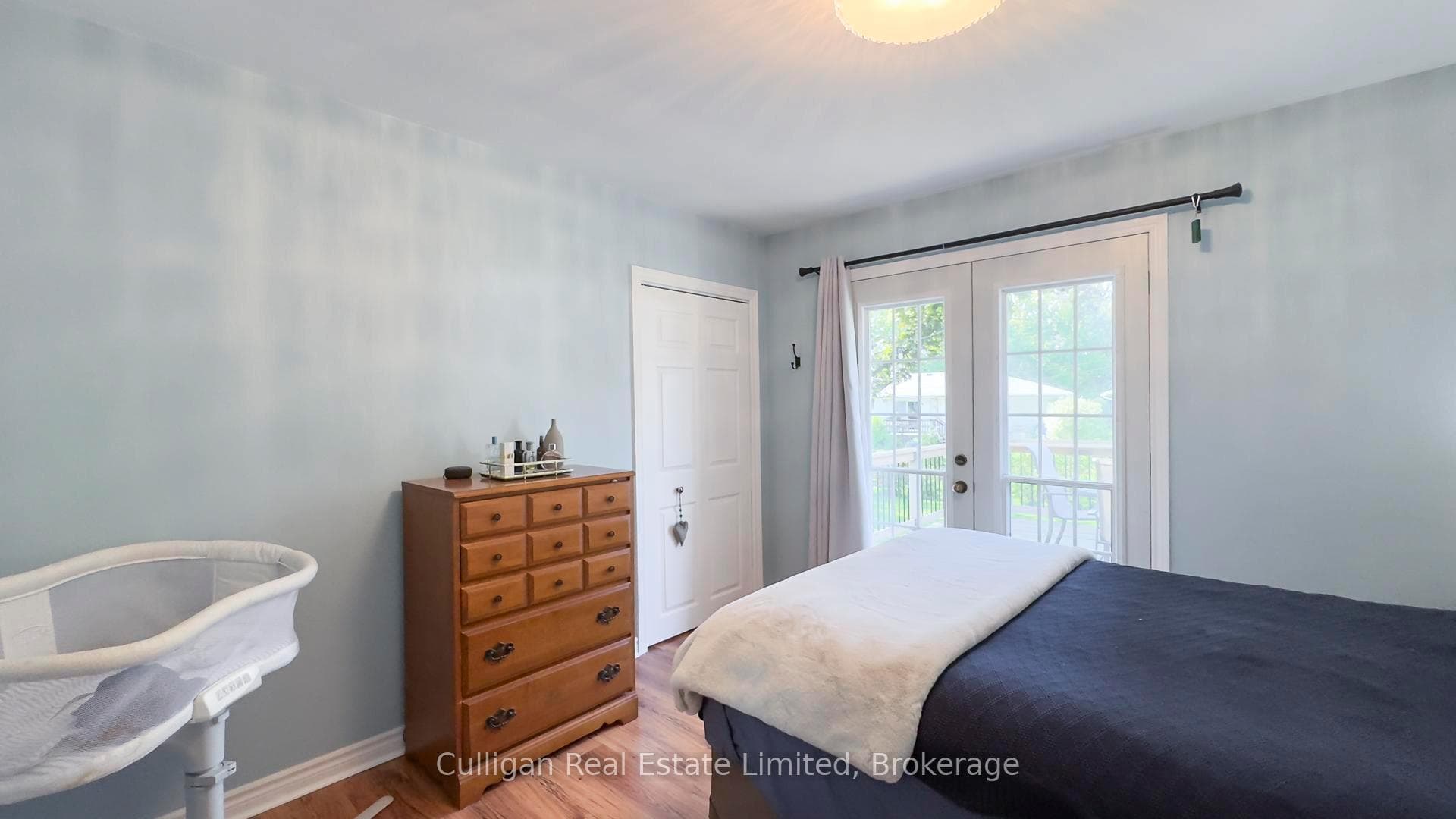 238 St. Andrew Street photo 17