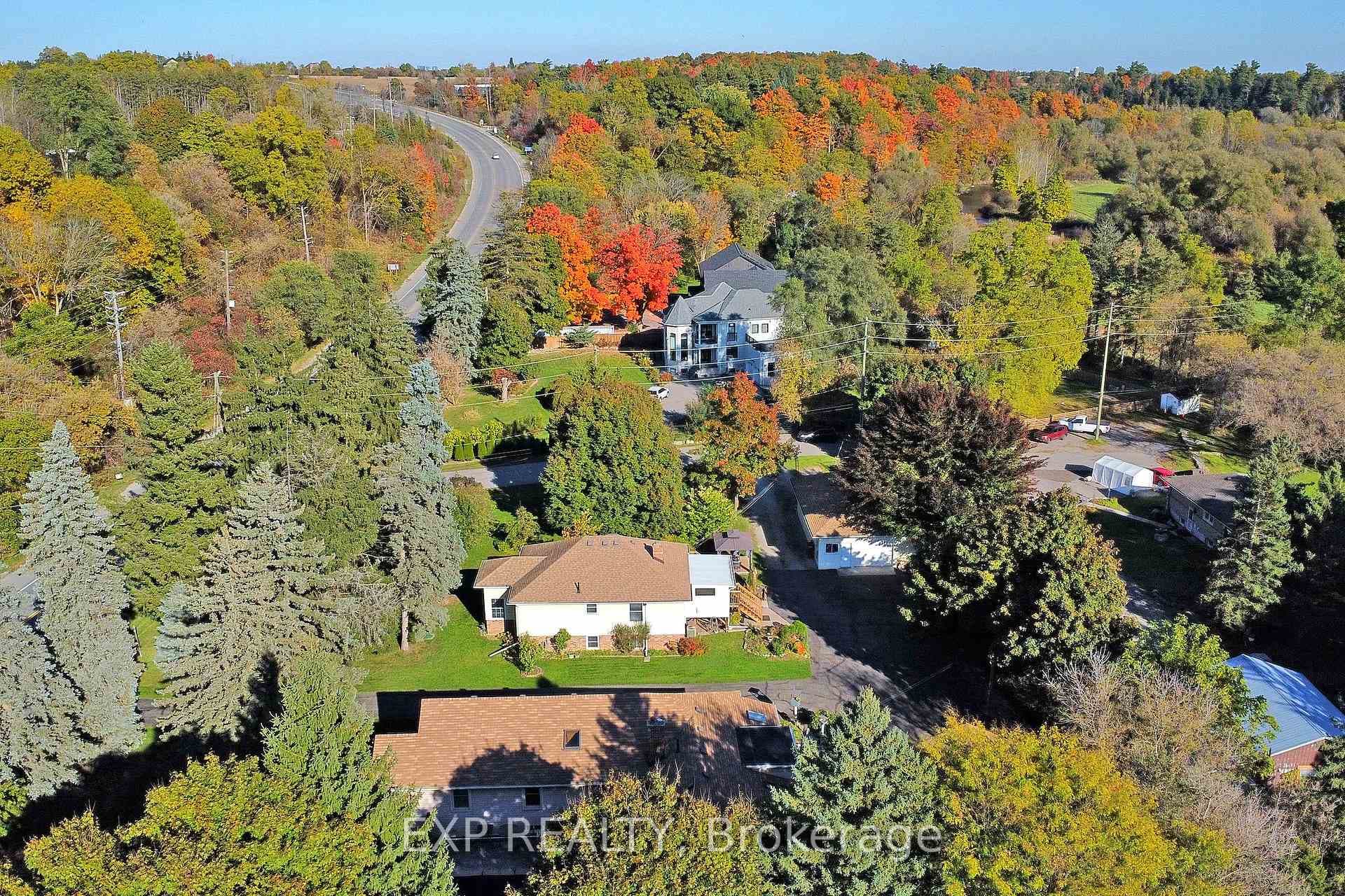 1 Caseley Drive photo 32