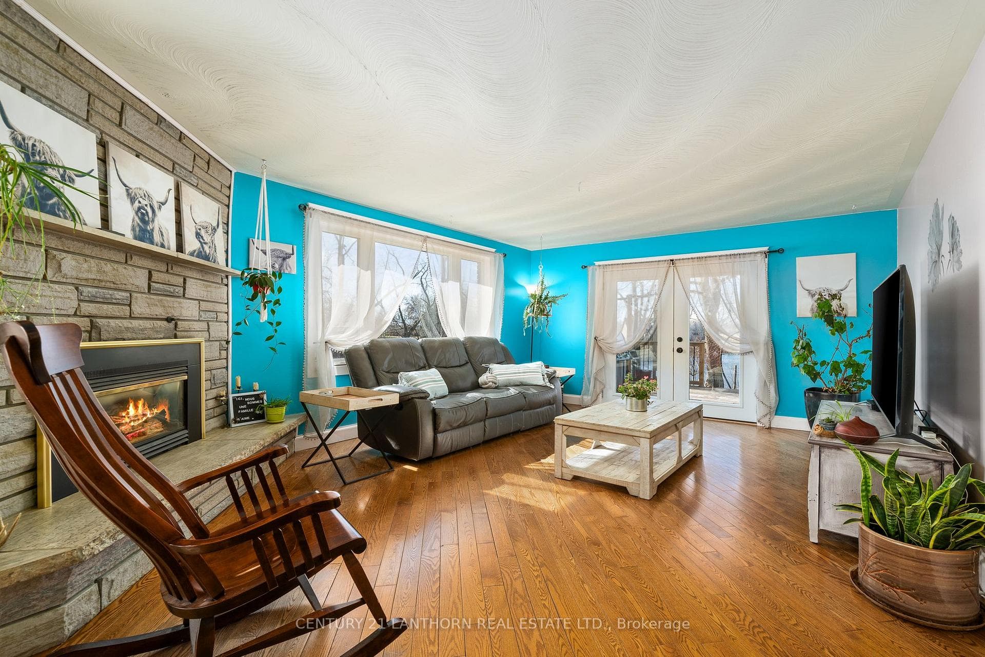 857 River Road photo 16