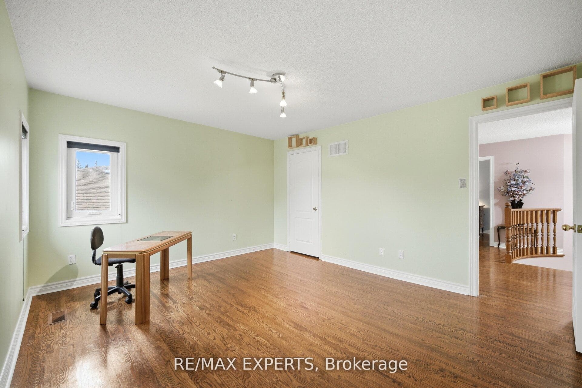 65 Brumwell Street photo 38