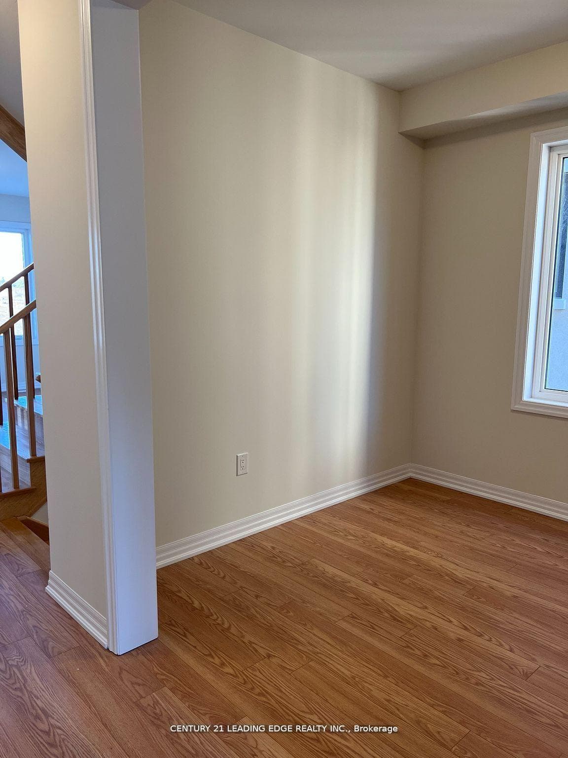 42 Ed Ewert Avenue photo 6