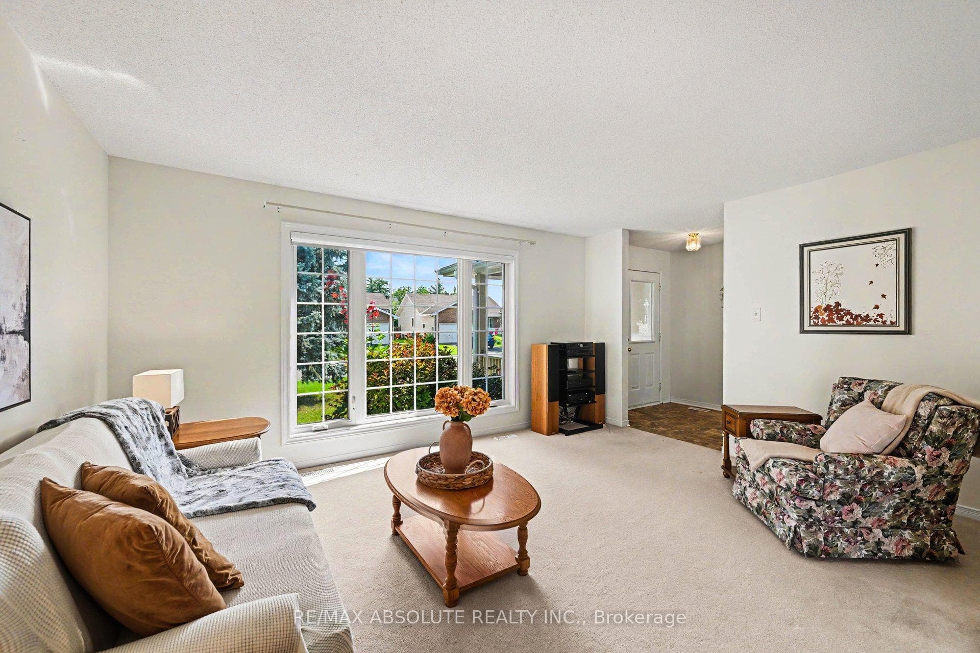1 River Ridge Crescent photo 5
