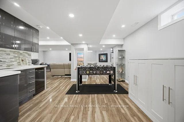 19 Thornbush Boulevard photo 38