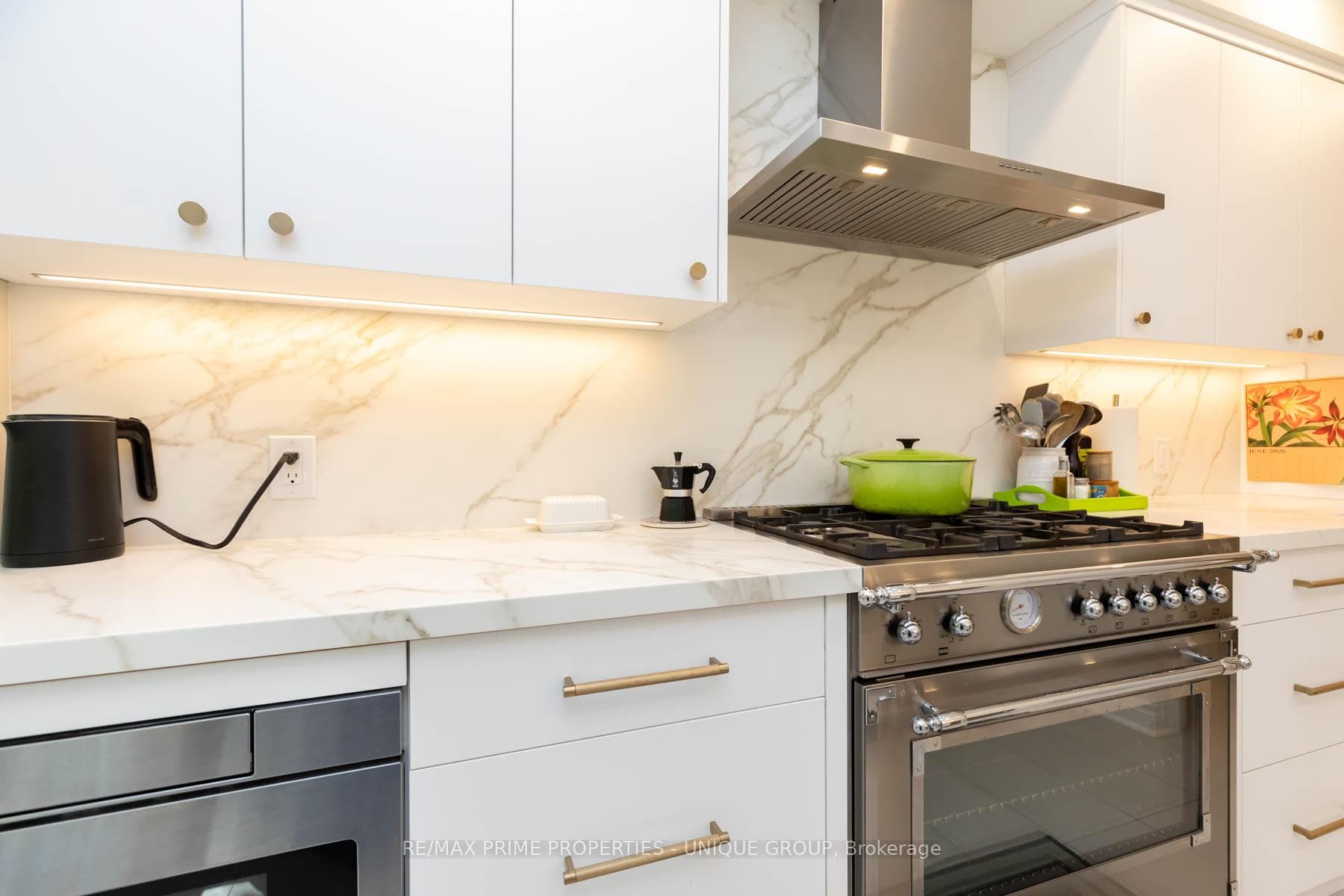51 Spruce Street photo 15