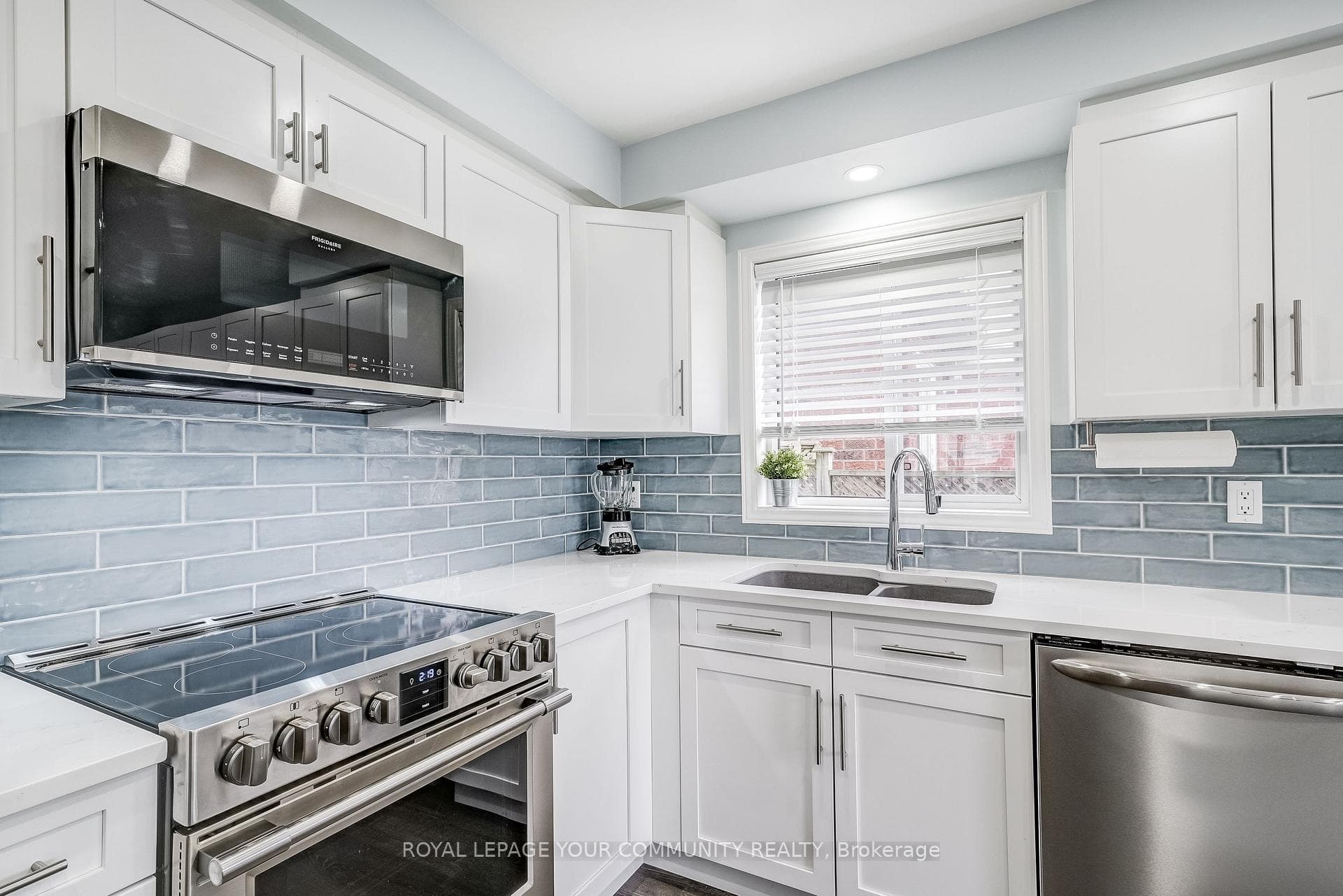 37 Joliette Place photo 18