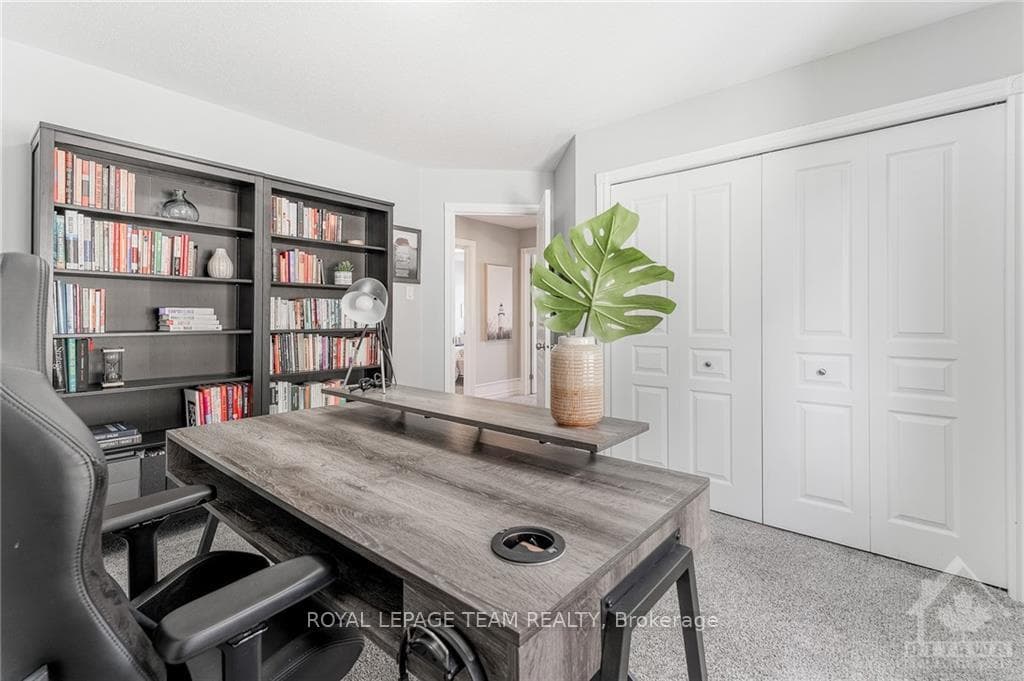156 OSPREY Crescent photo 22