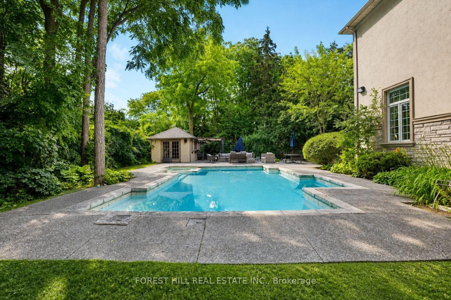 161 Renaissance Court photo 43