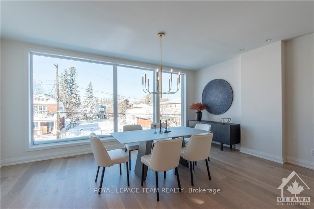 40 KENORA Street Unit B photo 11