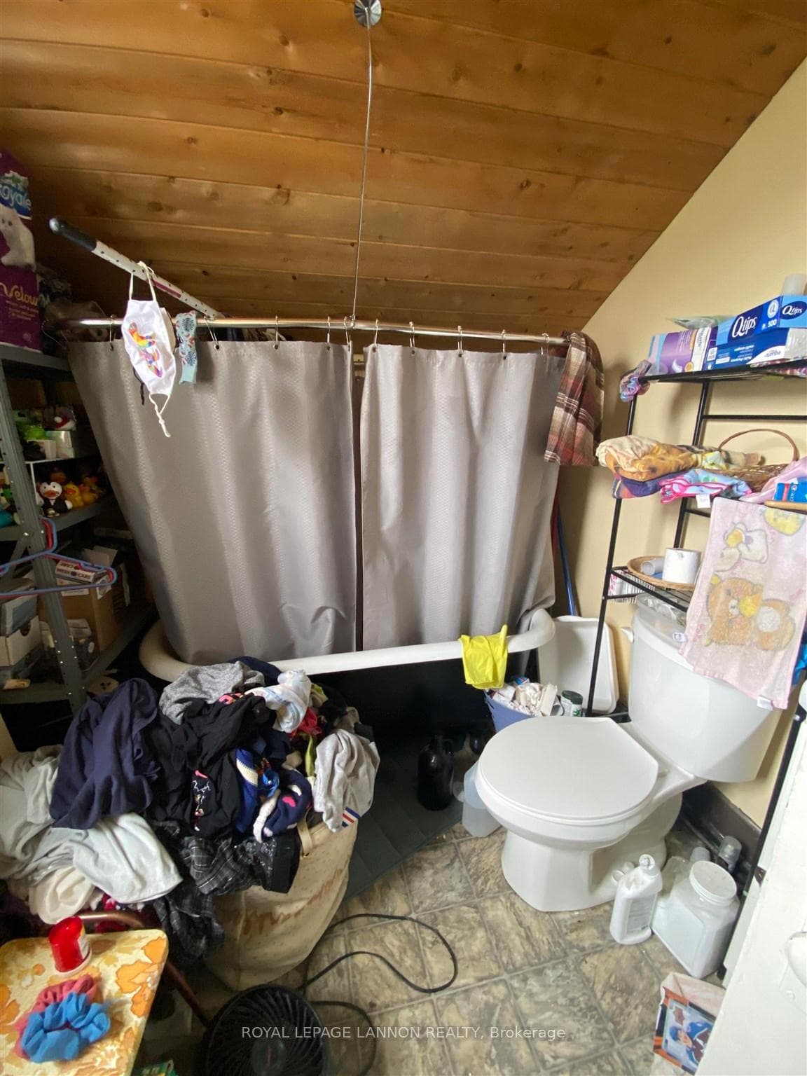 16 Johnson Avenue photo 23