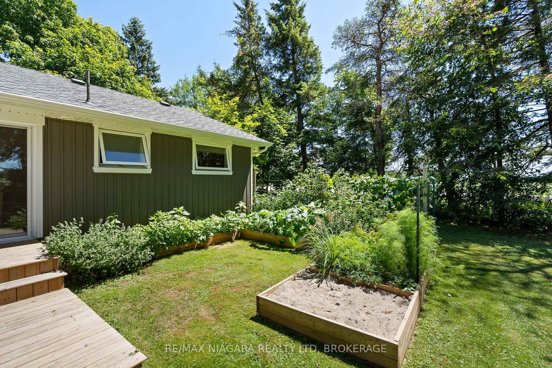43092 Wills Road photo 25