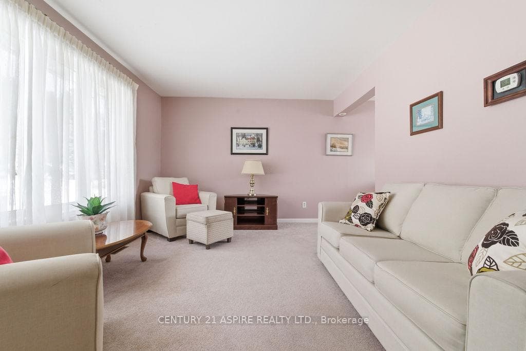 631 Birch Street photo 18