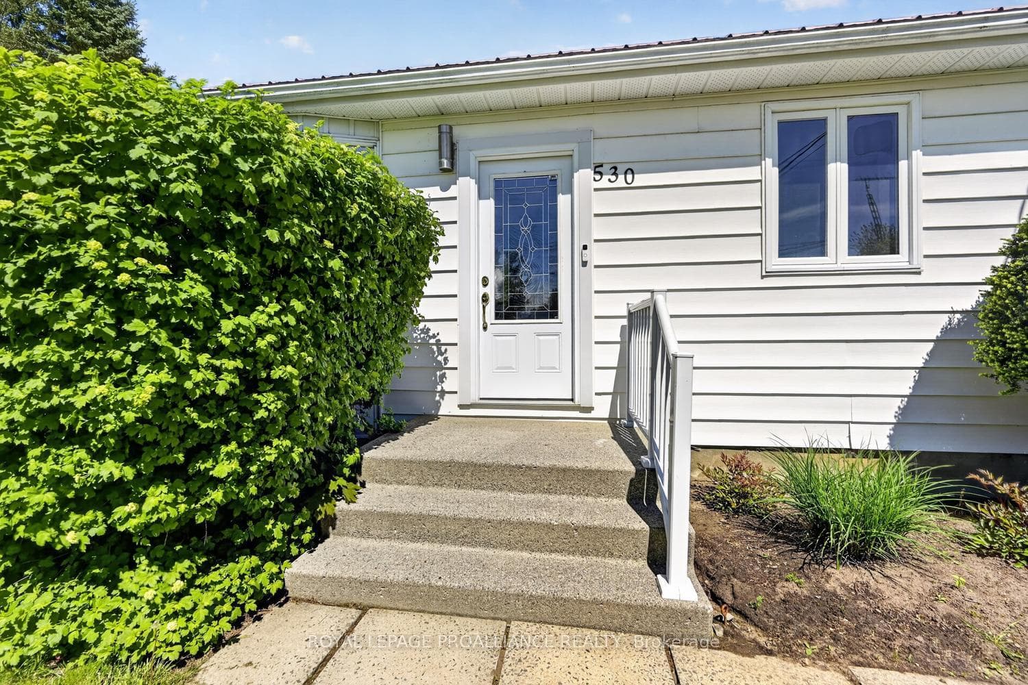 530 Gill Street photo 8