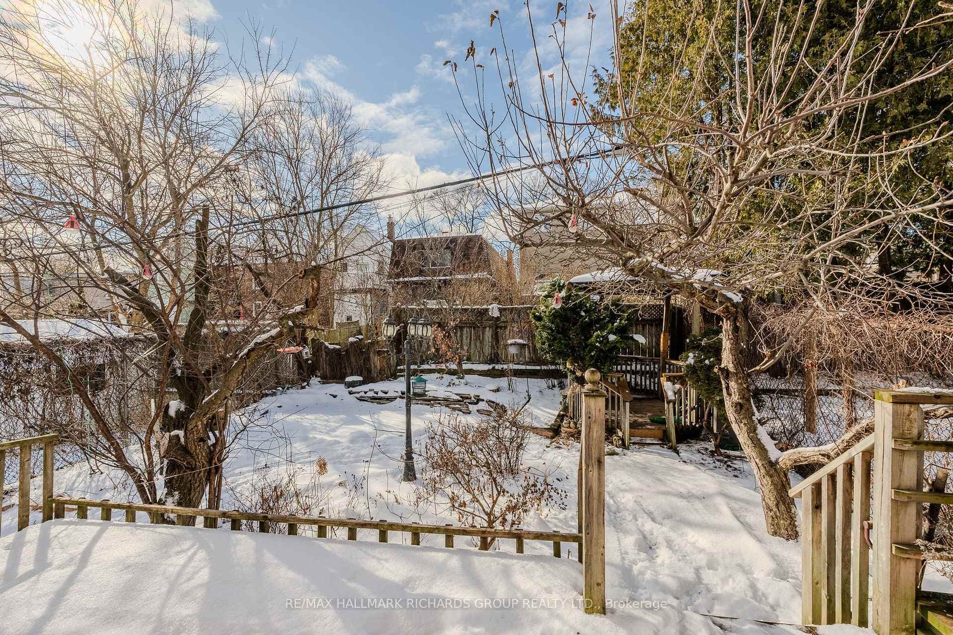 84 Glenside Avenue photo 20