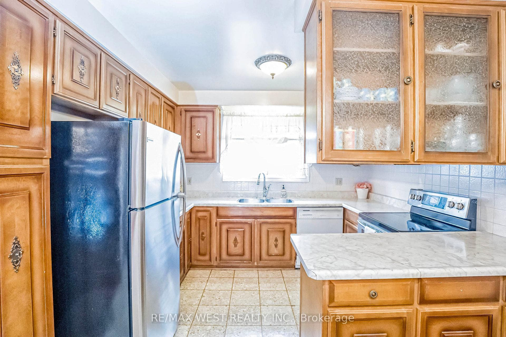 3537 Wisner Road photo 7