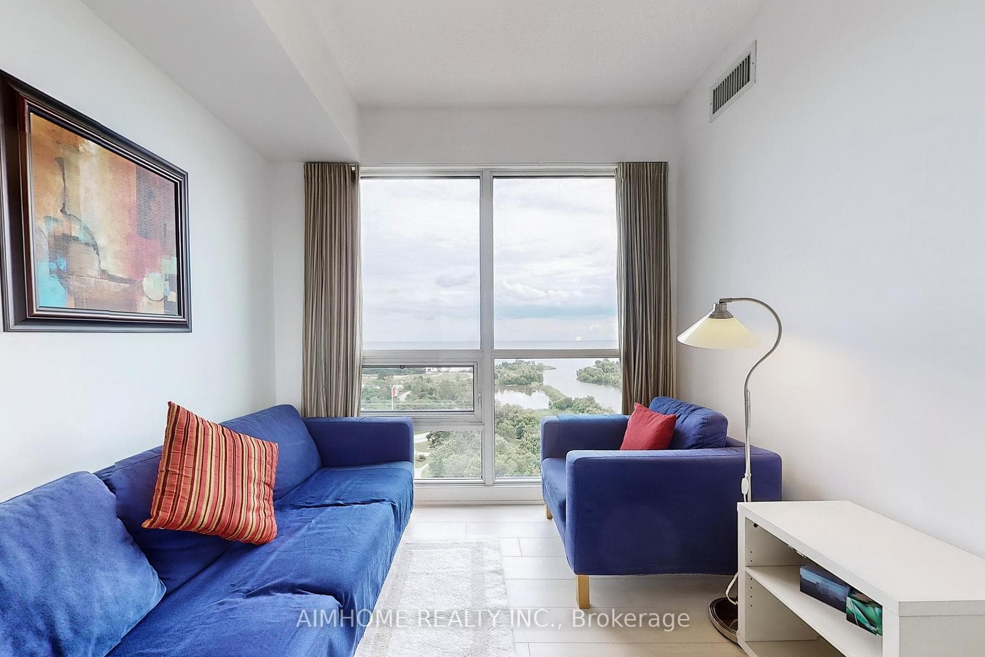 2200 Lake Shore Boulevard Unit 1901 photo 17