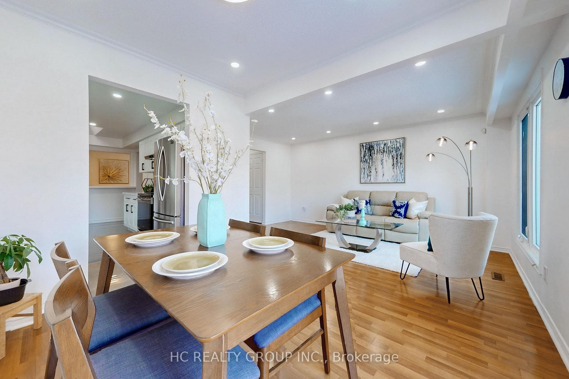 18 Major Oak Terrace photo 8