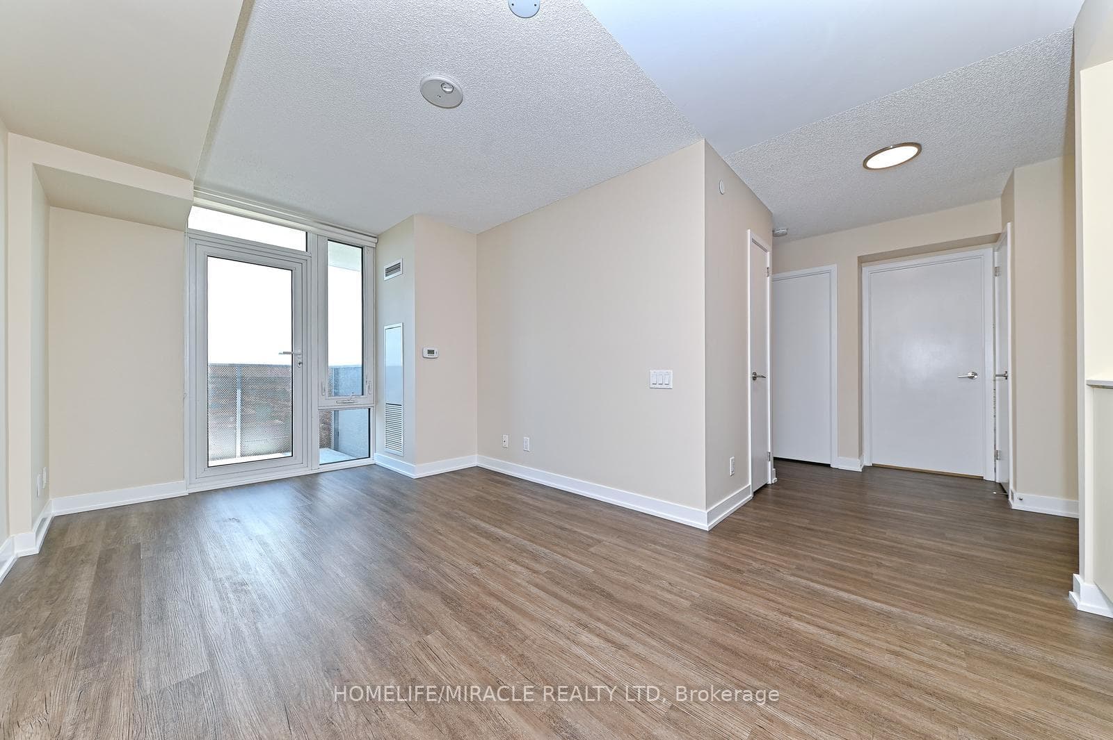 38 Monte Kwinter Court Unit 1012 photo 14