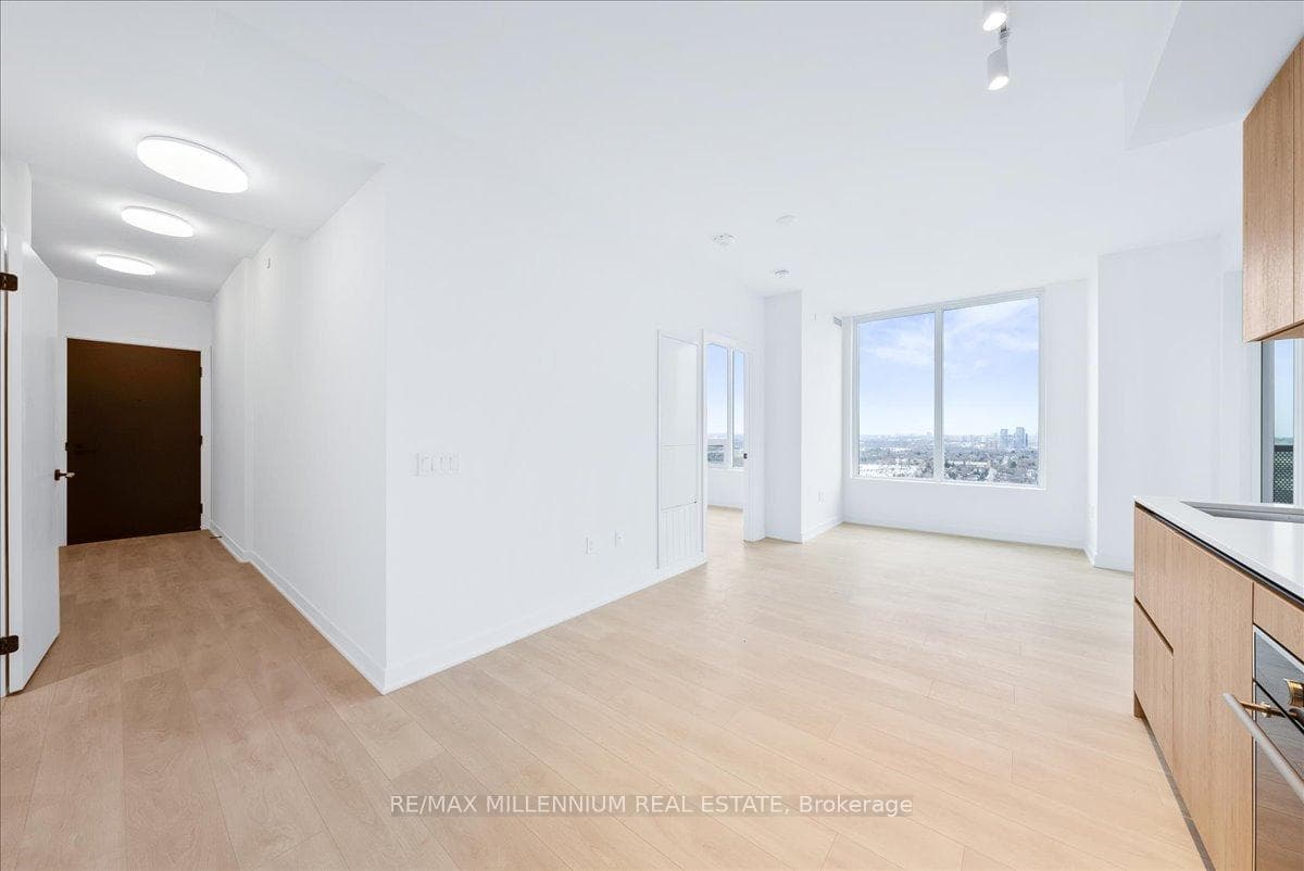 117 Broadway Avenue Unit 2811 photo 18