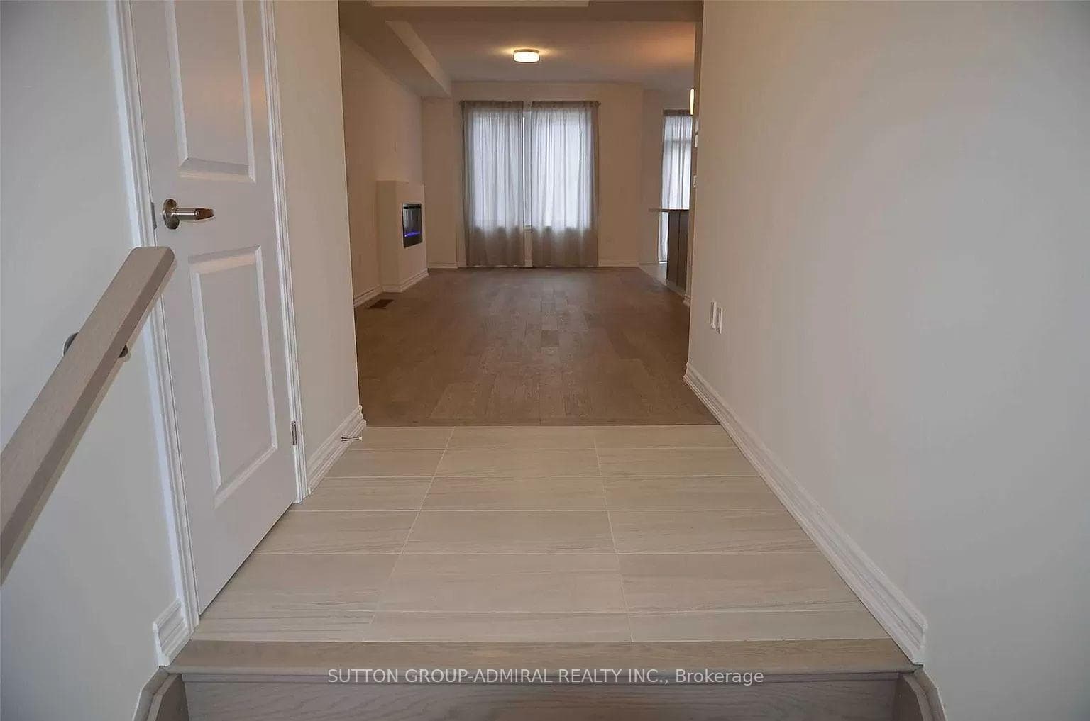 1475 Blackmore Street photo 6