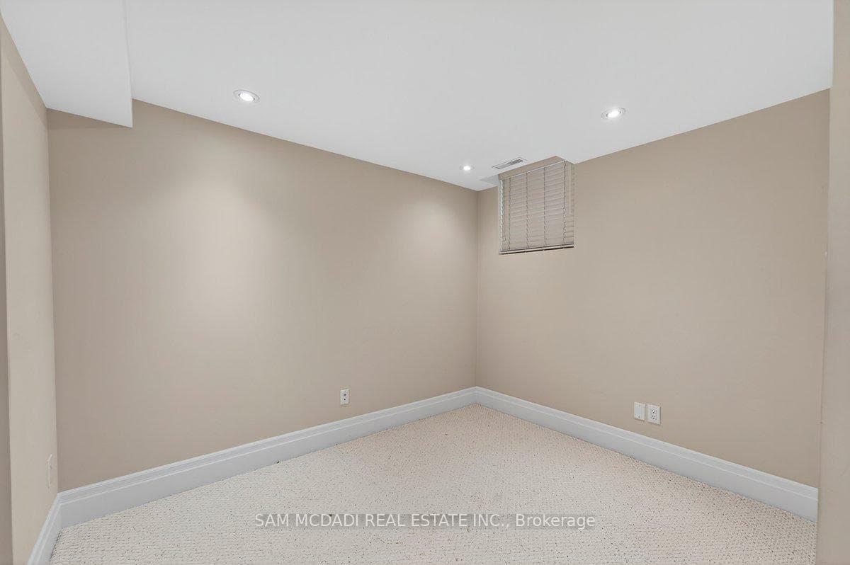 1779 Fifeshire Court photo 35