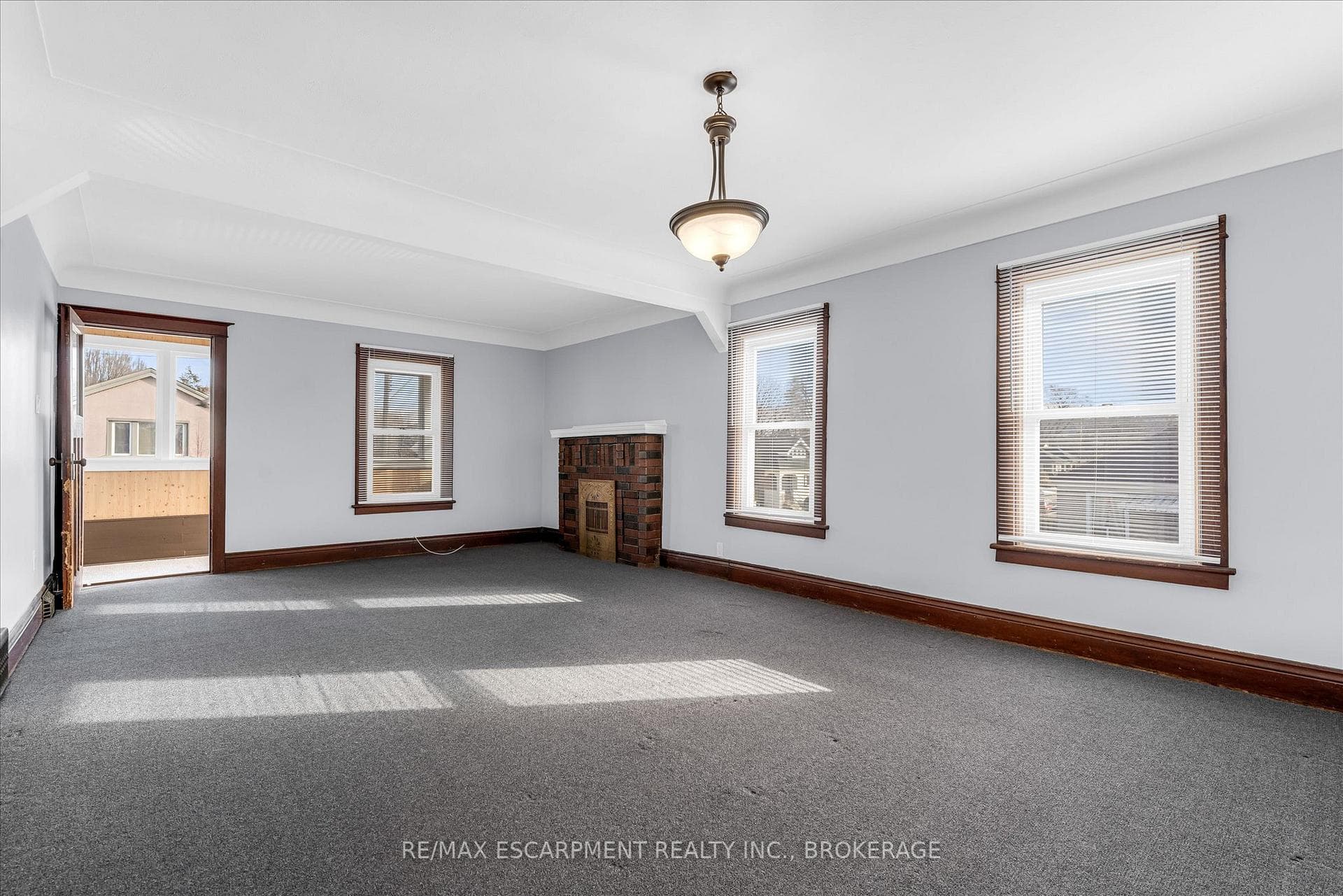 121 Edgemont Street photo 20