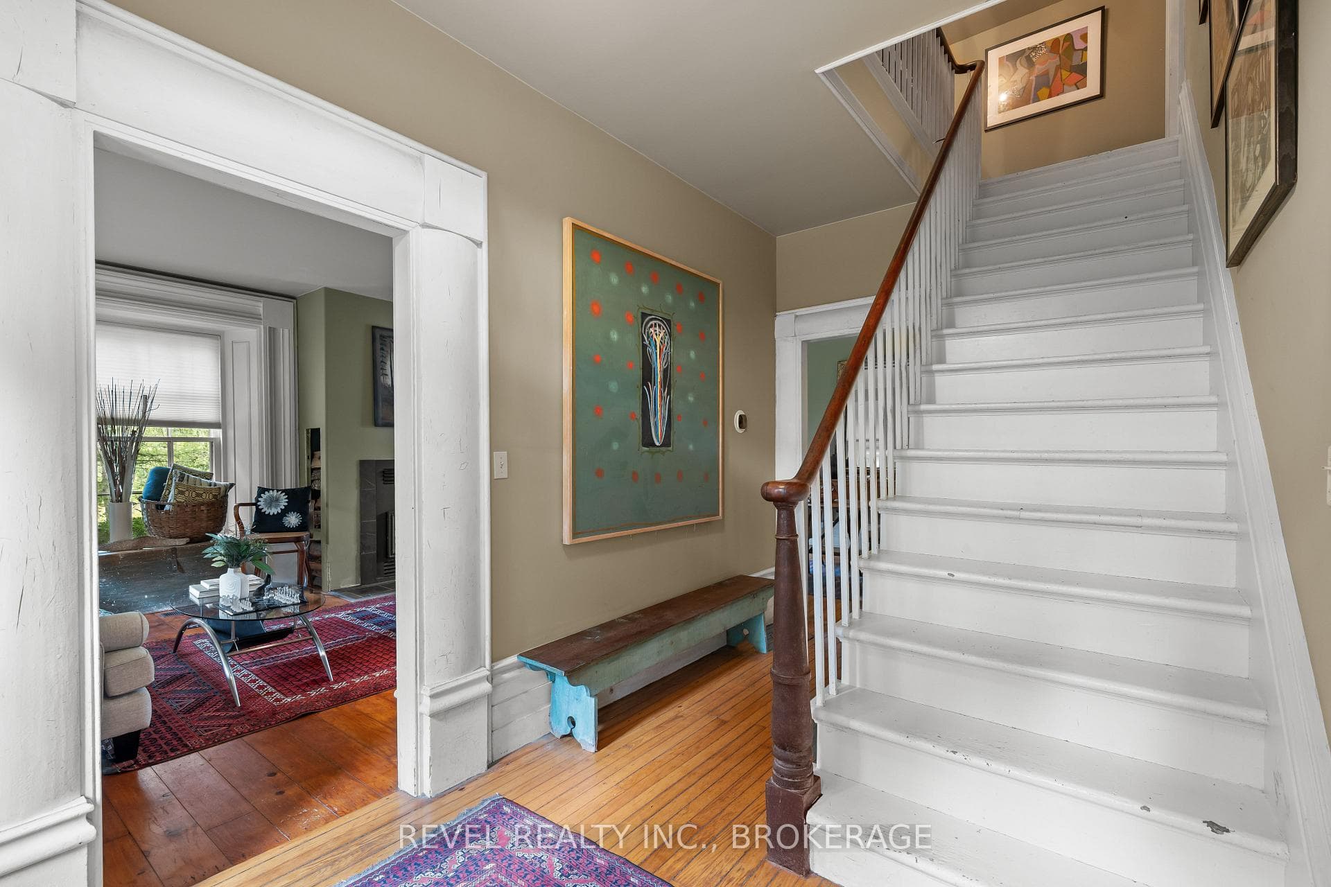4247 Henderson Road photo 8