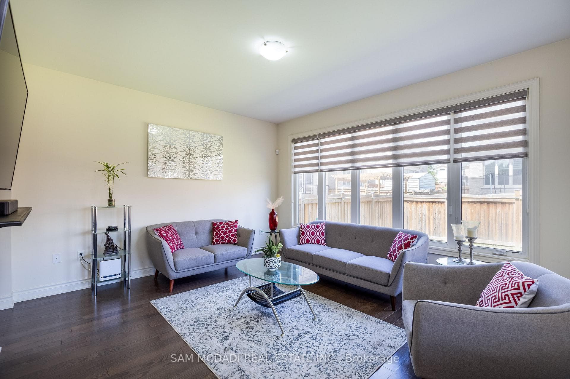 17 Mugford Crescent photo 11