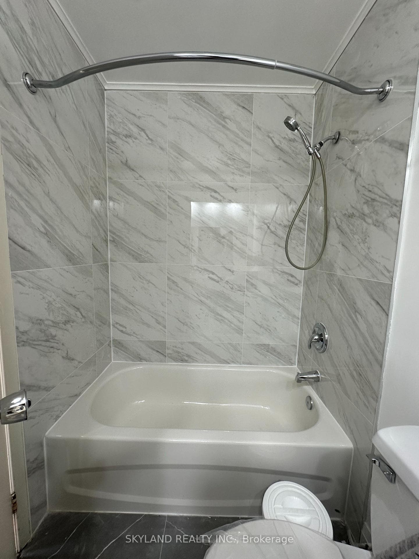 2ND/F BATH #2