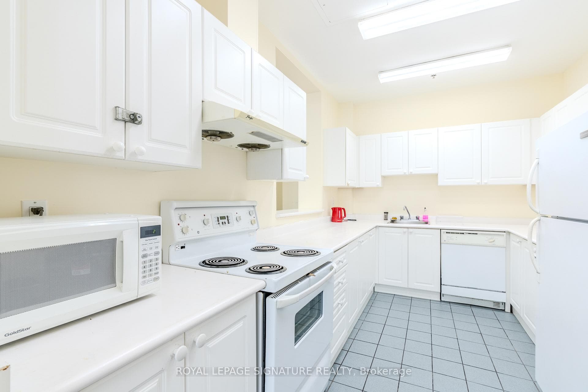 1 Lee Centre Drive Unit 1203 photo 14