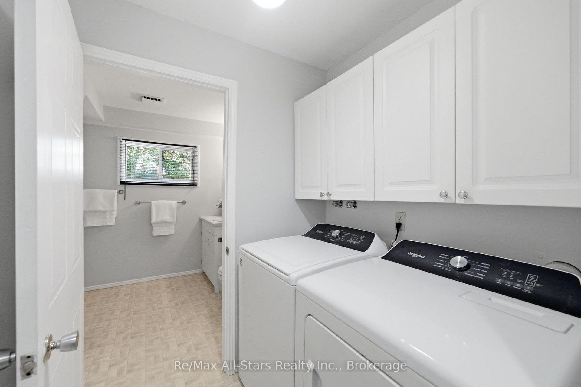 1781 Scugog Street photo 34
