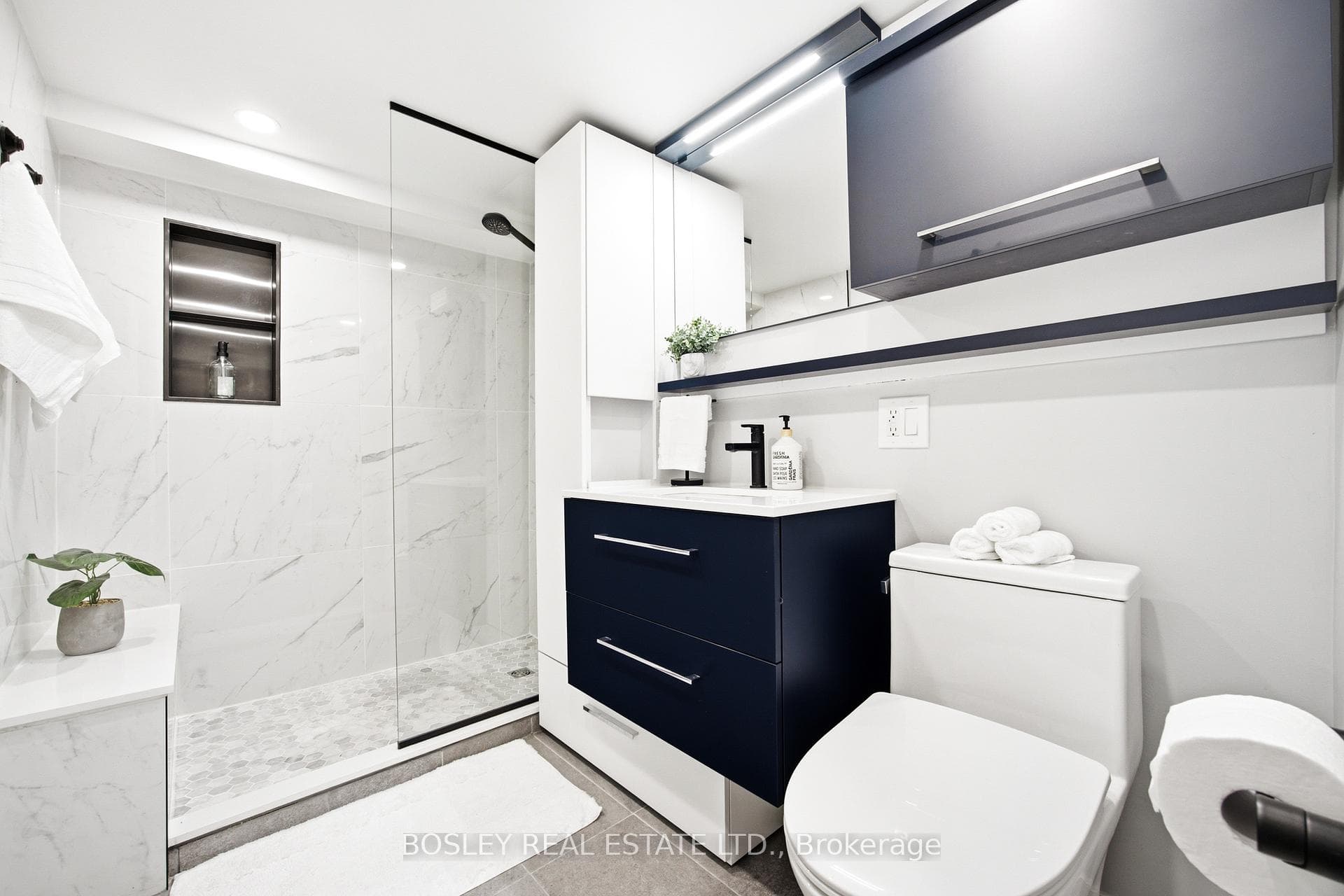 117 Oakcrest Avenue photo 38