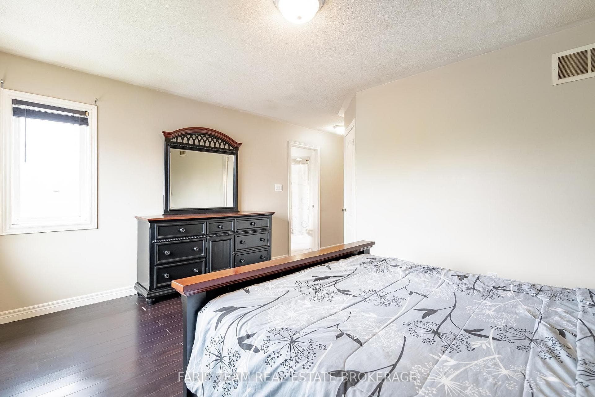 1244 Mary-Lou Street photo 14