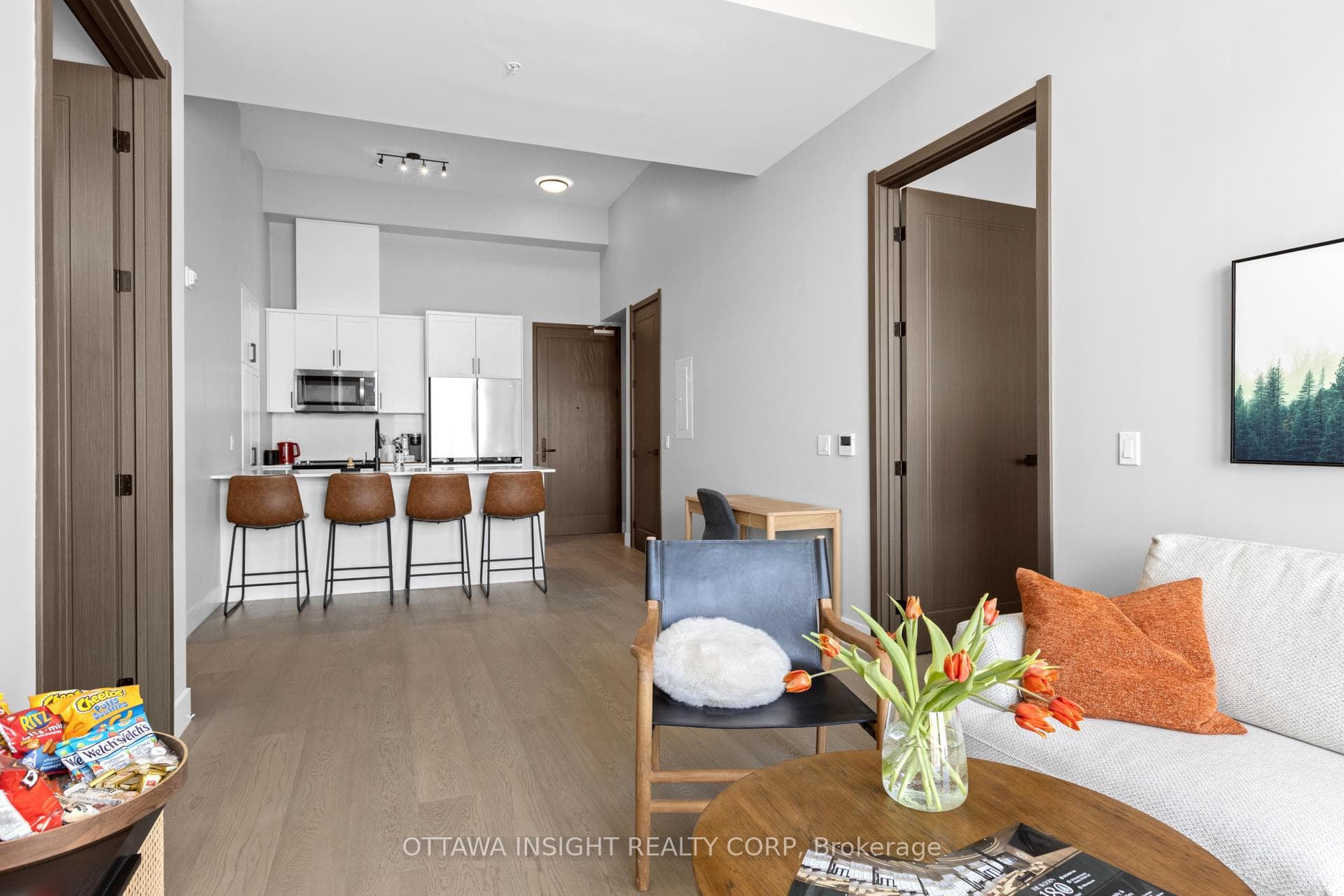 180 Kanata Avenue Unit 2E photo 4