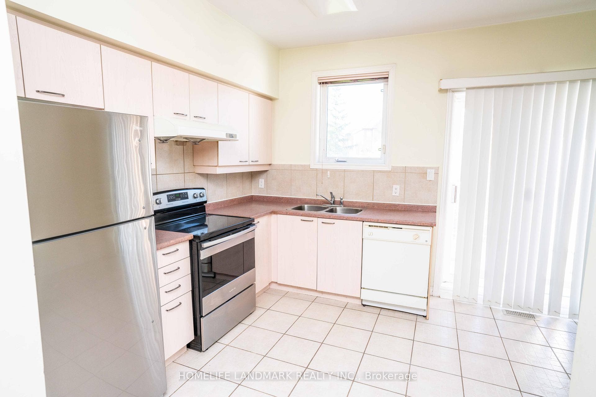 310 South Park Road photo 6