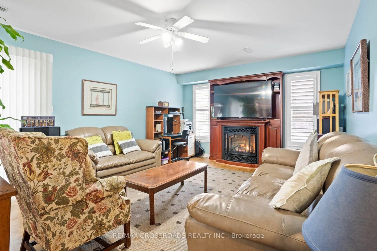 111 KILLORAN Crescent photo 14