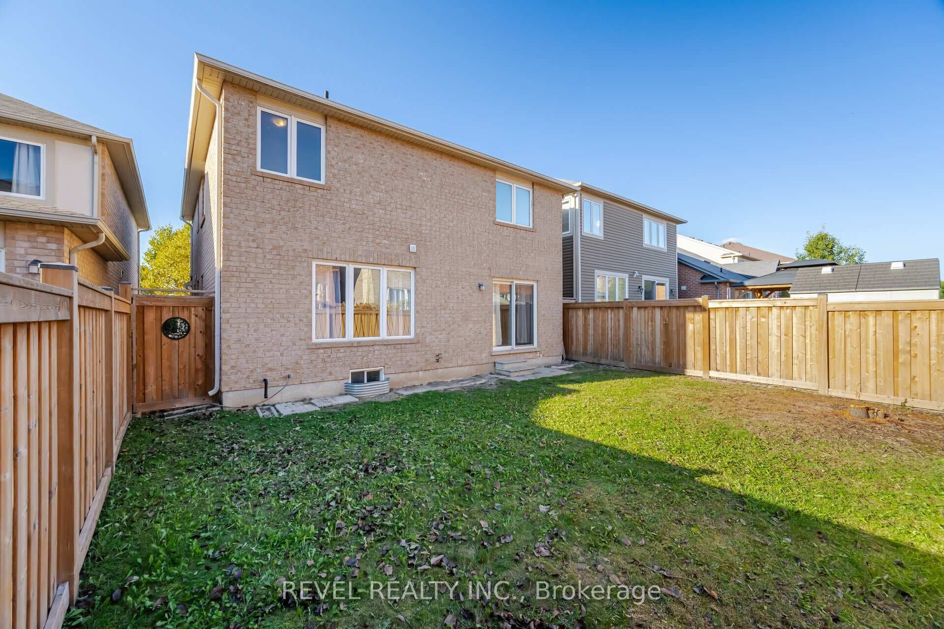 470 Mockridge Terrace photo 22