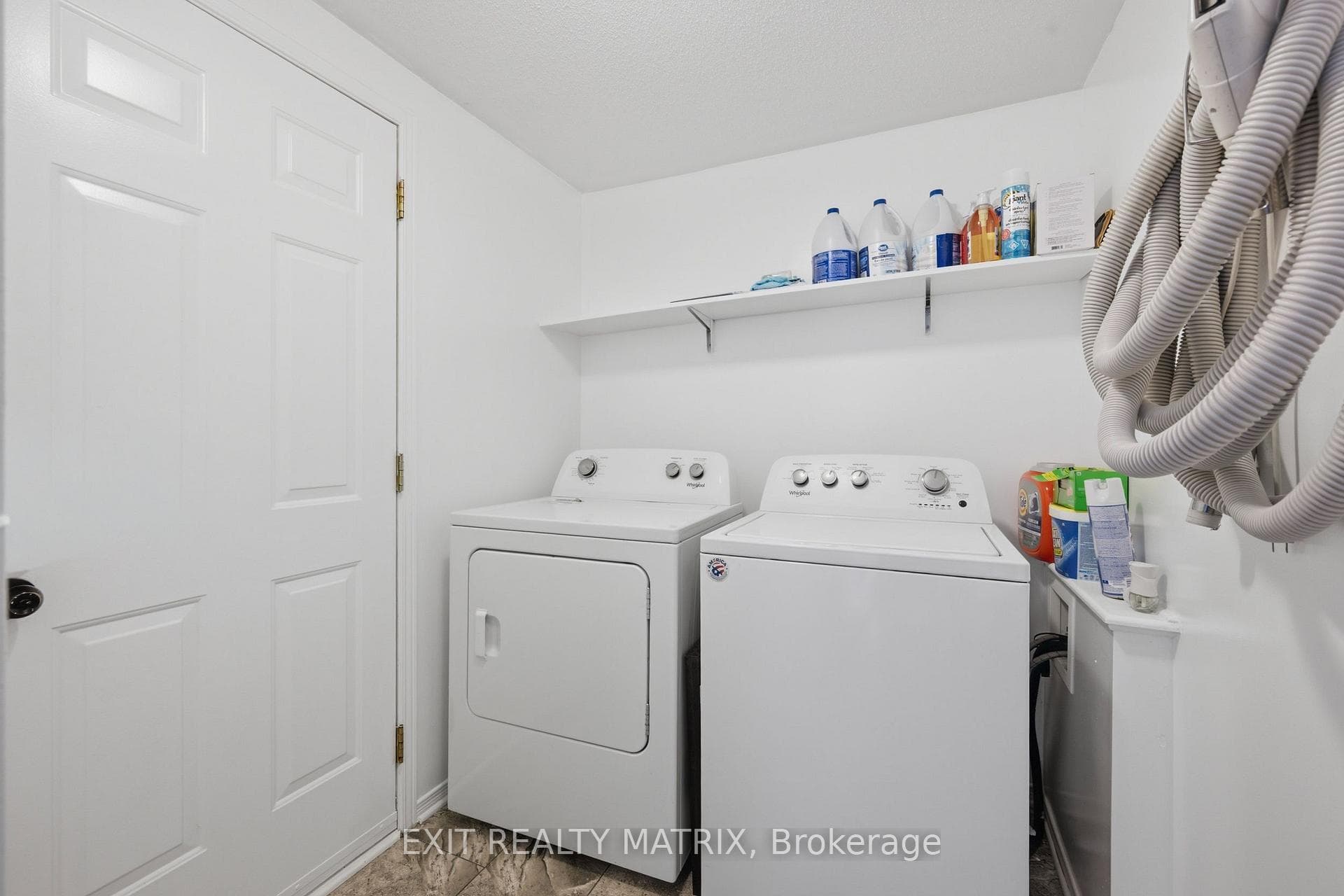127 Stoney Pond Court photo 17