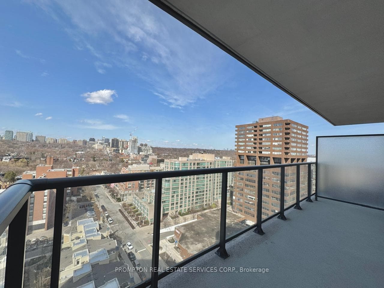 32 Davenport Road Unit 1502 photo 17