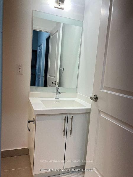 55 Speers Road Unit 105 photo 8