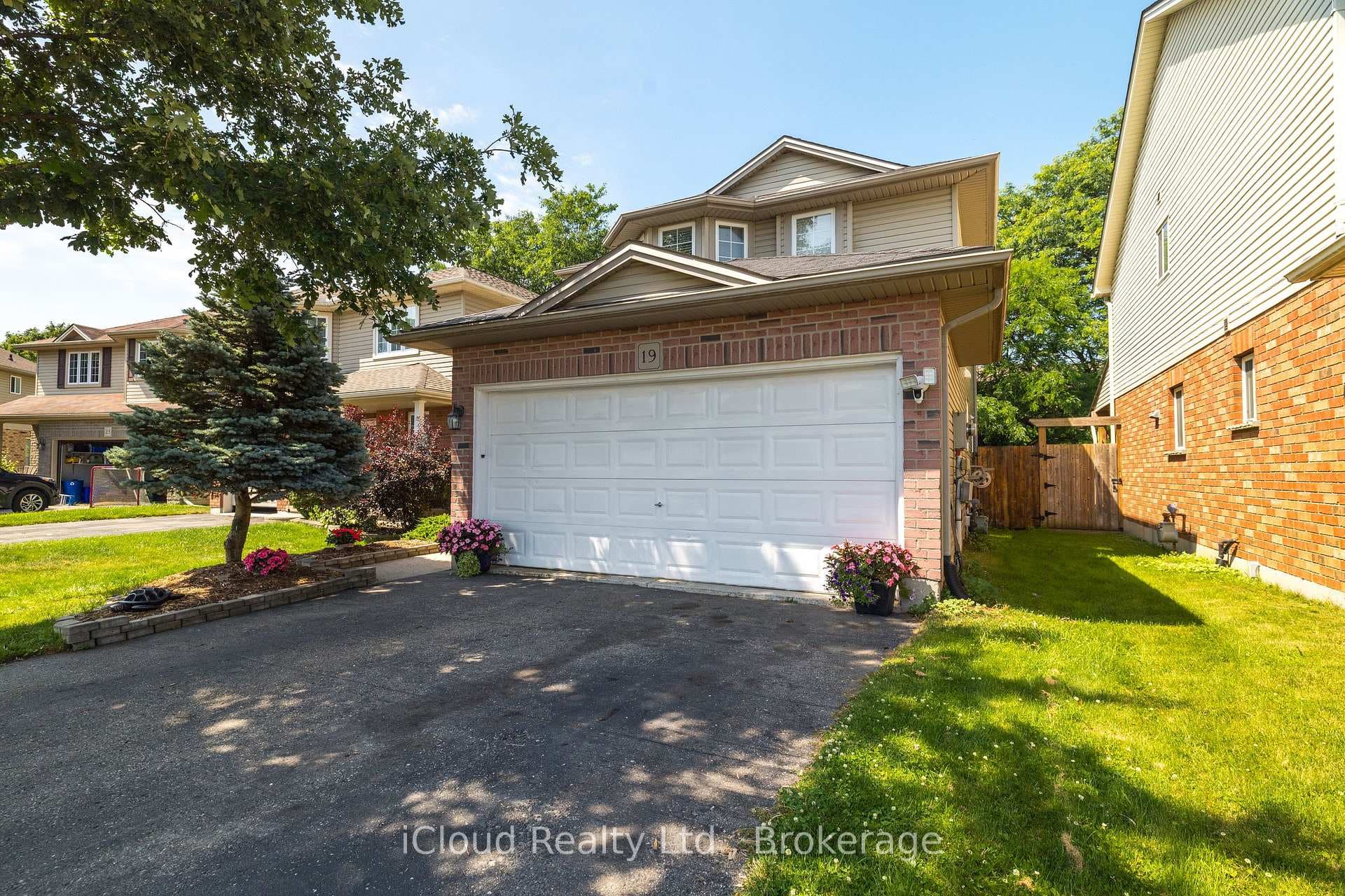 19 Crusoe Place photo 2