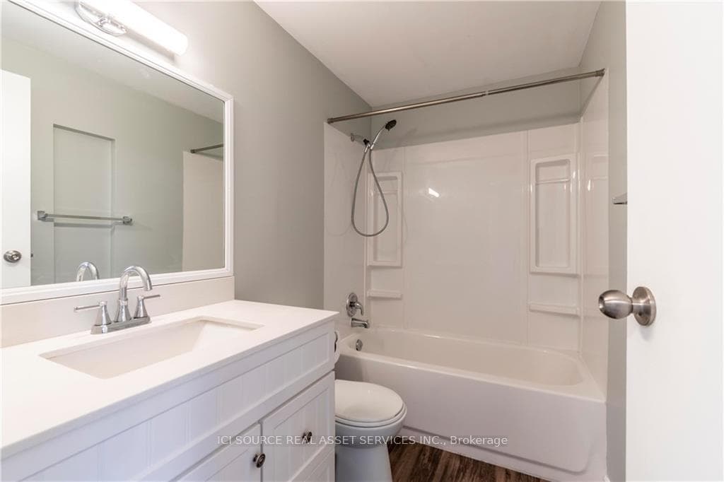 205 Carlyle Drive Unit 45 photo 12