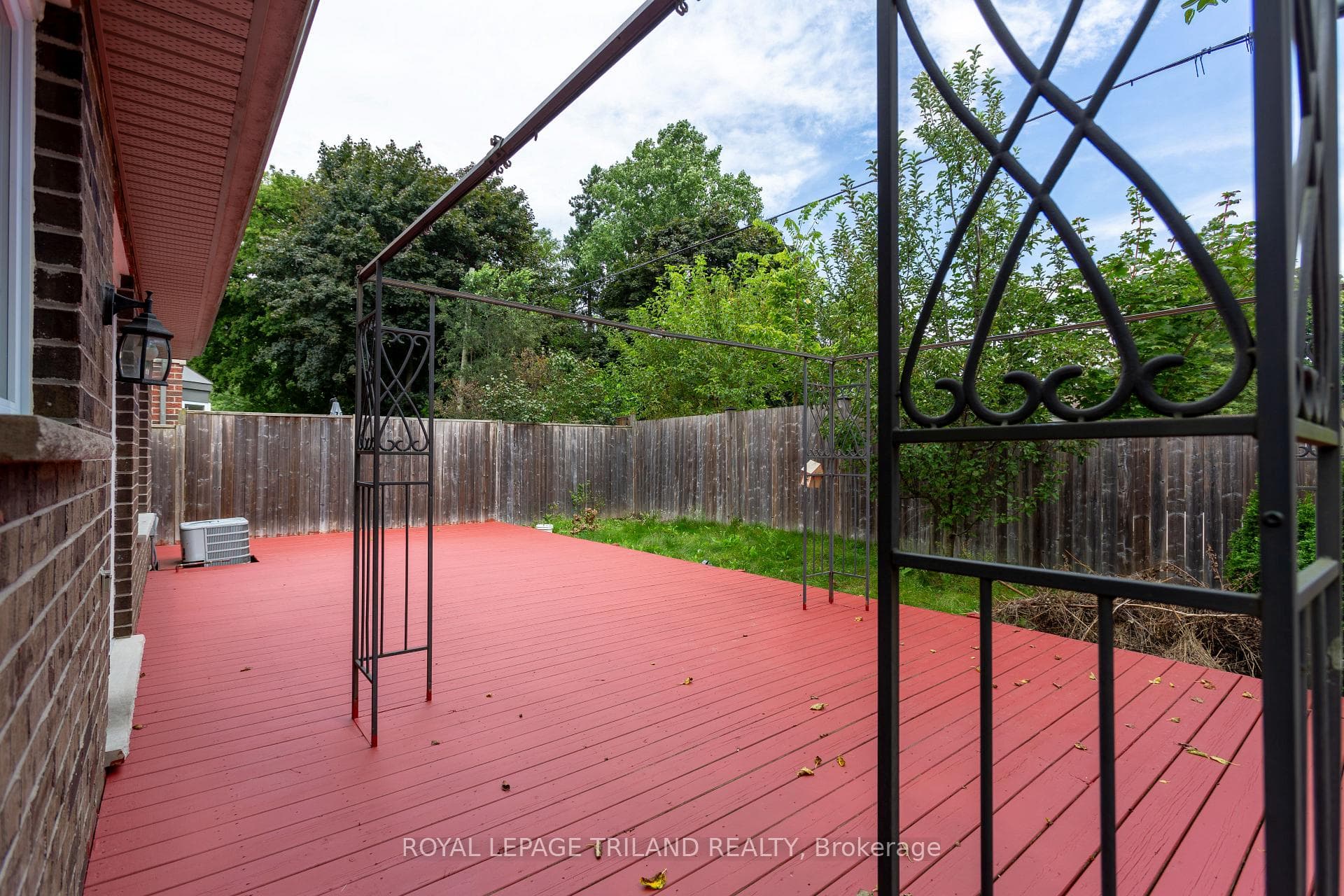 489 Mcmahen Street photo 24
