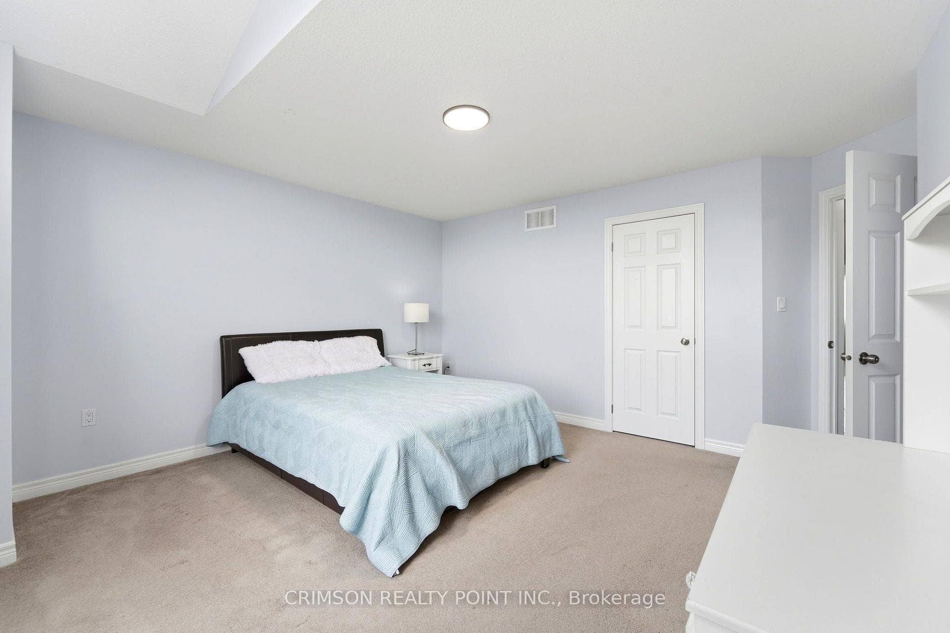 51 Whitworth Terrace photo 32