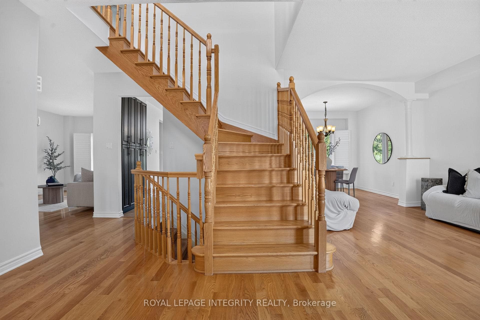 275 Kiwanis Court photo 4