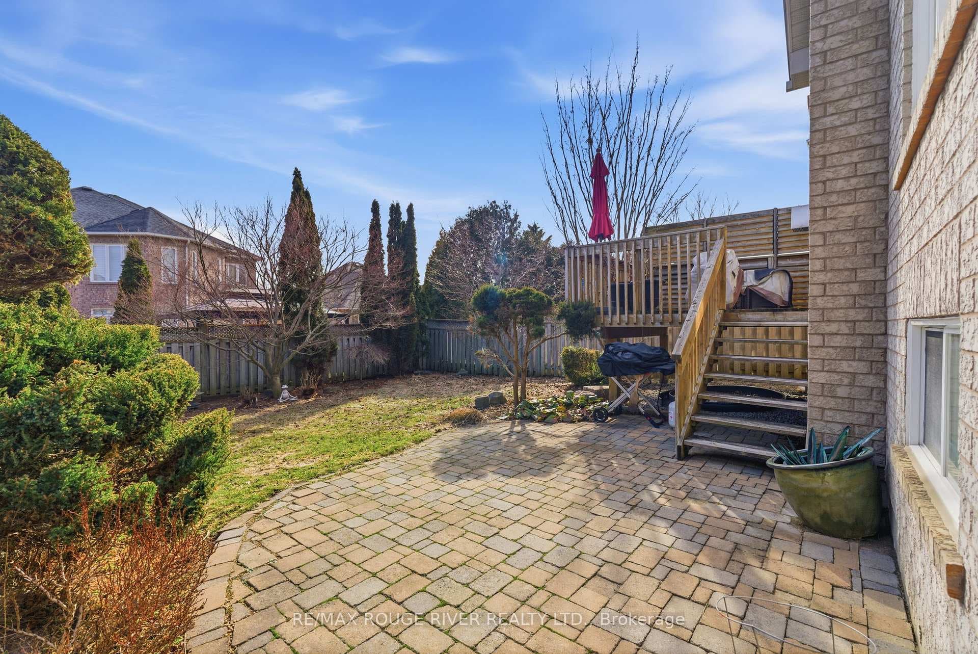 11 Bugelli Drive photo 45