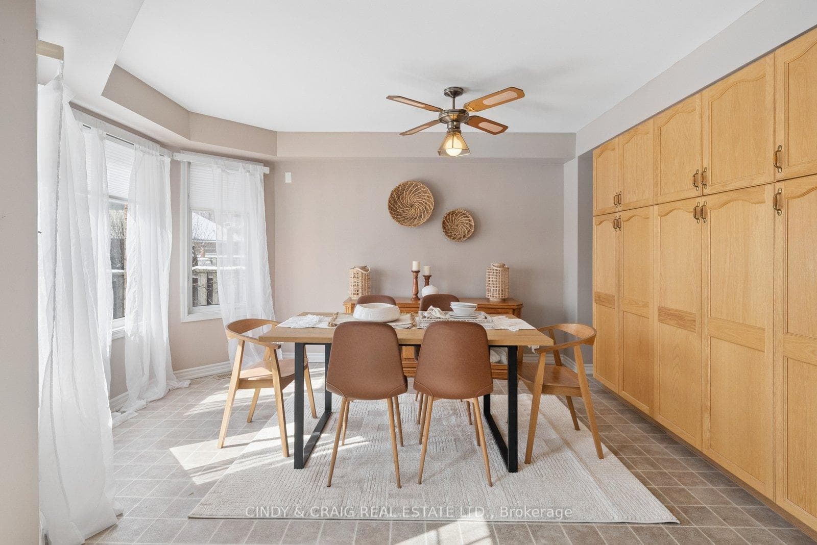 127 Richfield Square photo 6
