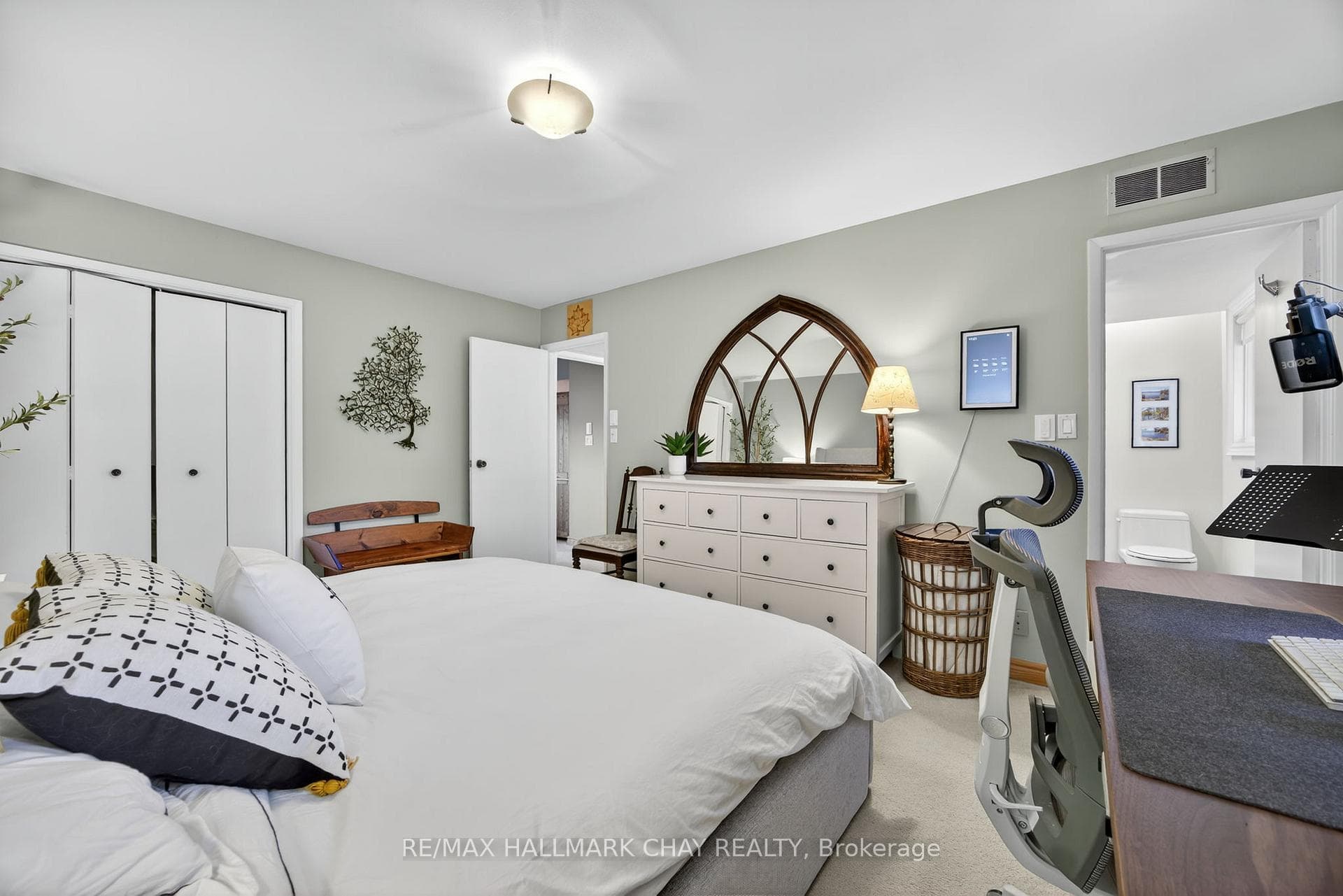 1102 Horseshoe Valley Road Unit 312 photo 25